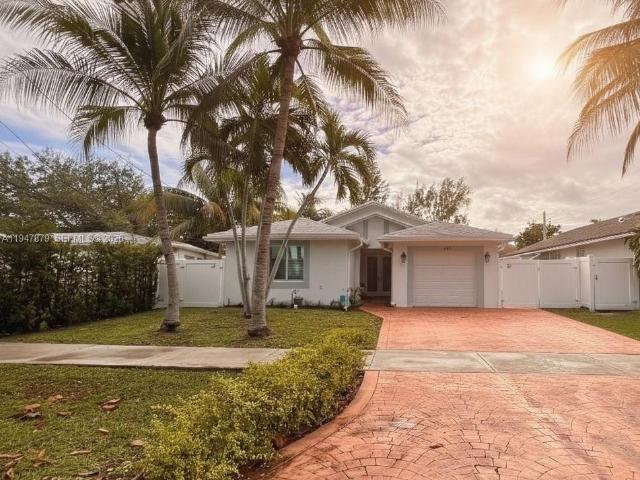Luxury Villa for sale in Hallandale, Florida