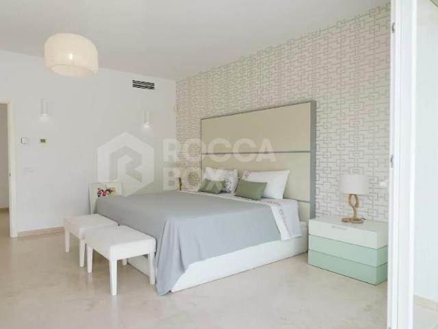 Luxury Villa in Guadalmina Baja: A Coastal Paradise