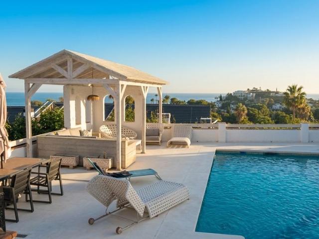 Luxury villa in Torremuelle