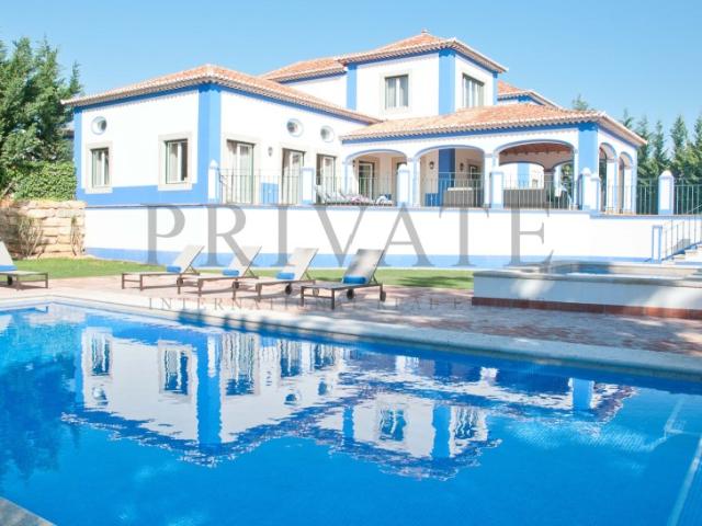 Luxury Villa with Sea Views in Olhos de Água
