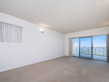 Lux City Living At PEAK Apartments!