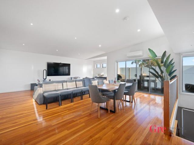 Lux and modern living