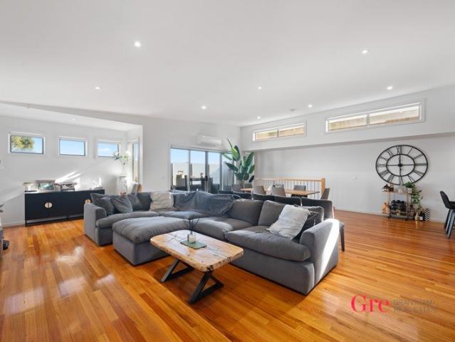 Lux and modern living