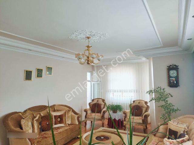 Lüx Erzurum'dan Yıldızkent'te Merkezi Konumda 4+1 Satılık Daire