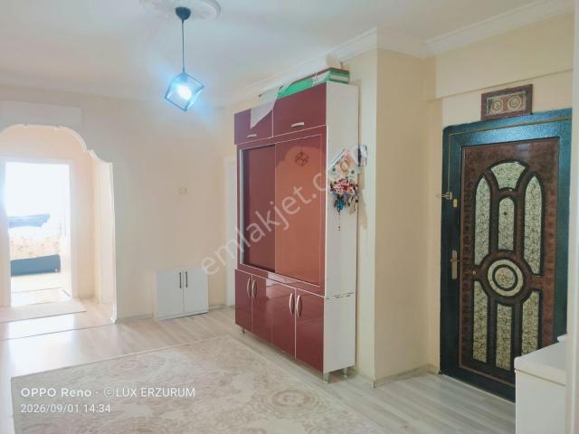 Lüx Erzurum'dan Yıldızkent'te Satılık 3+1 Arakat Geniş Daire