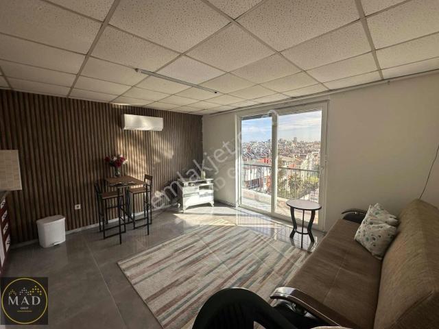 Lüx Ful Eşyalı Büyük 1+1 İçi Yapılı Manzaralı Balkonlu
