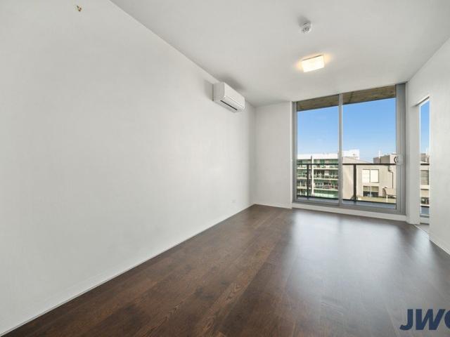 Luxe Apartment Living In Lifestyle Locale!
