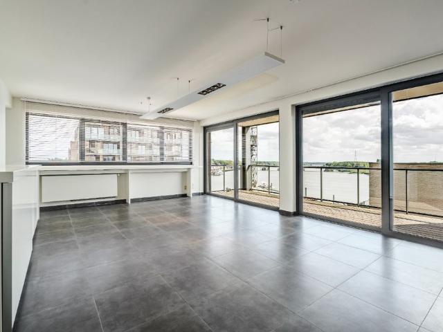 Luxe appartement met uitzicht op de schelde te huur in Temse