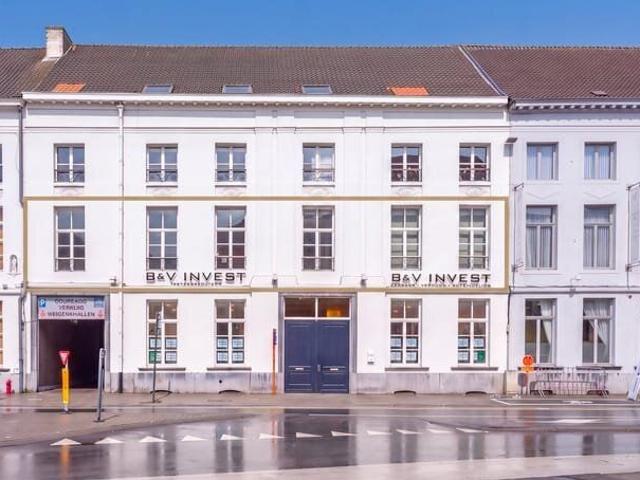 Luxe appartement van 173 m² op het Keizersplein te Aalst