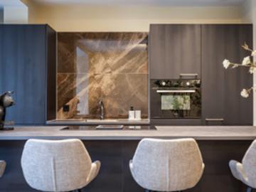 Luxe en volledig gerenoveerd appartement!