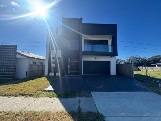 Luxe Family Home in Prime location of Carnes Hill