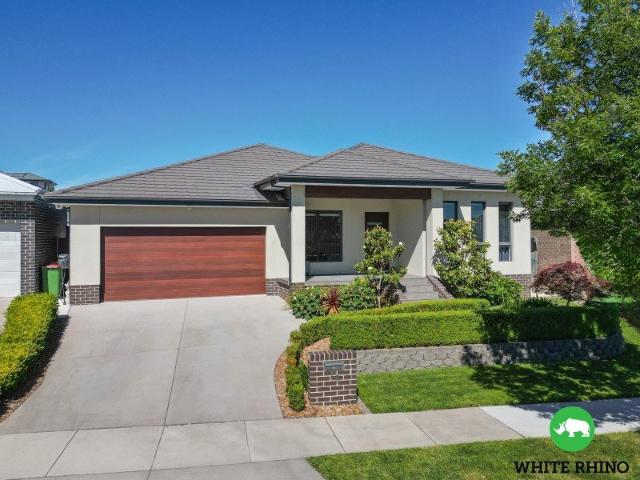 Luxe Four Bedroom Home on Sarah Street!