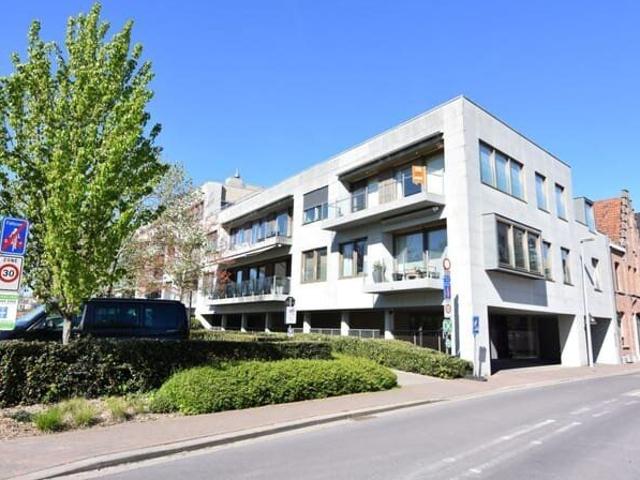 Luxe hoekappartement aan stadspark
