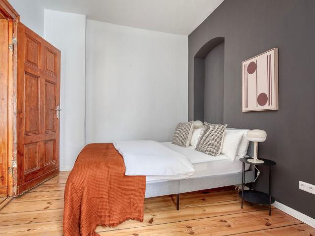 Luxe Kreuzberg 1BR, Fully Furnished & Equipped, Berlin Amsterdam Apartments for Rent