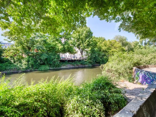 Luxe Kreuzberg 1BR, Move In Ready w/ Furniture, Berlin Amsterdam Apartments for Rent