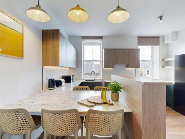 Luxe Leazes Parade Holland Drive. 5 bed house to rent £3,423 pcm £790 pw
