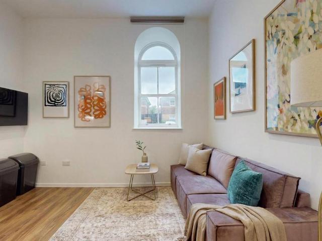Luxe Leazes Parade Holland Drive. 3 bed house to rent £2,262 pcm £522 pw