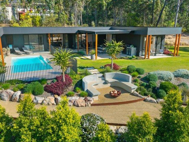 LUXE LIVING IN MOSSY POINT’S THE ESTUARY ESTATE