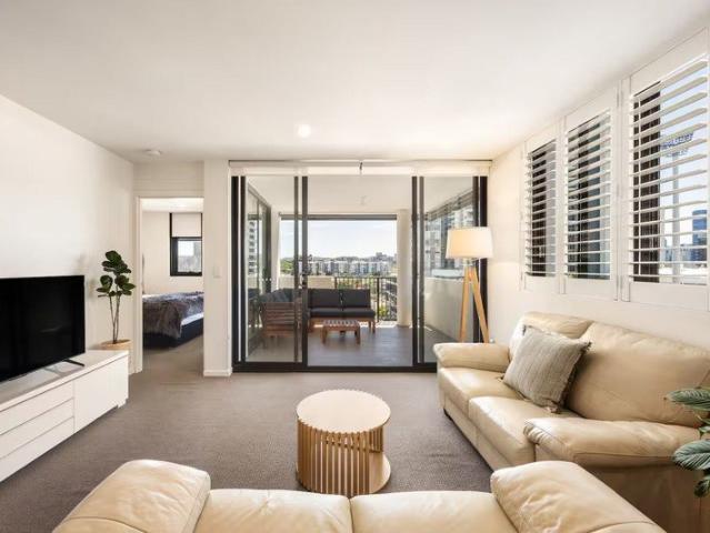 Luxe Living Steps from The Gabba 1 Bed | 1 Bath | Sleeps 2 | 55m²