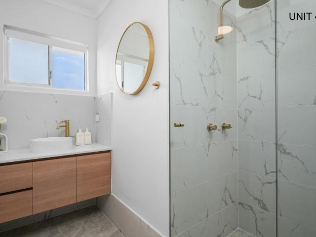 Luxe Palm Springs Apartments in the Heart of Buderim