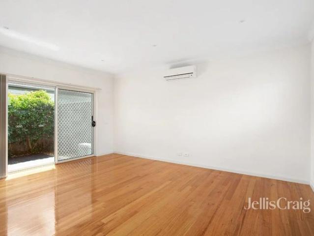 Luxe 2 bedroom 1 bathroom home in highly sought after location!