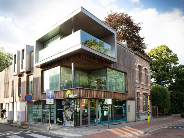 Luxe 3slpk appartement, centrum Kontich + parkingplaats