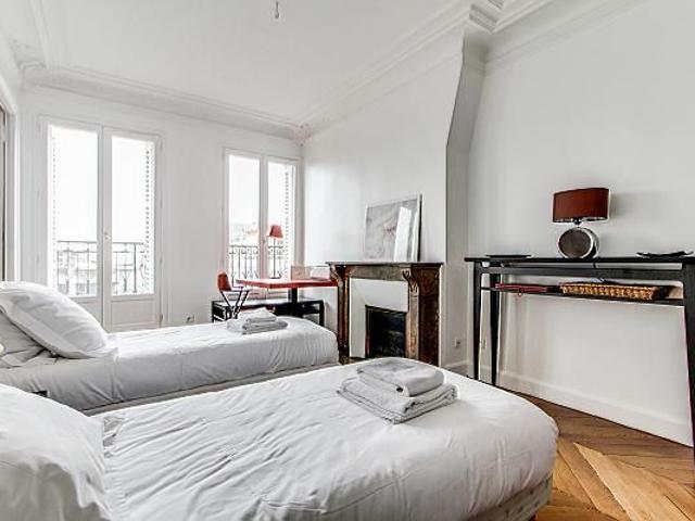 Luxembourg Assas 3 Bedrooms, Paris Amsterdam Apartments for Rent
