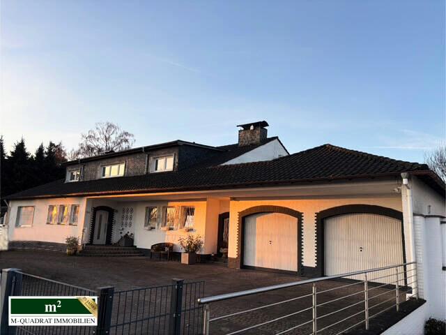 Luxeriöse Villa in traumhafter Lage von Solingen mit Schwimmhalle