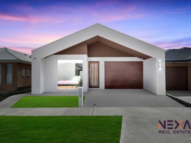 $669,000 $689,000 MUST SELL
