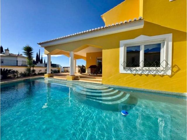 Luxo | Moradia T6 com Piscina em Portimão 494m² Portimão