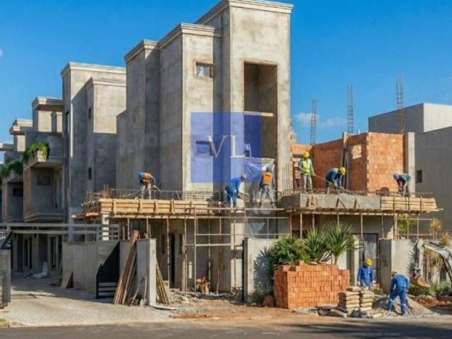 LUXO E EXCLUSIVIDADE NO RESIDENCIAL MONTVILLE III UBERABA, CURITIBA PR: TRIPLEX COM 3 QUARTOS, 1 S