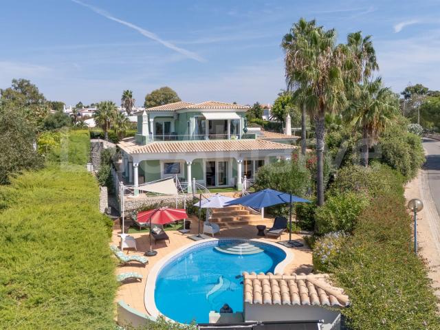 Luxo | Villa V4 Amplasada com Vista Mar em Carvoeiro para ve. 495m² Ferragudo