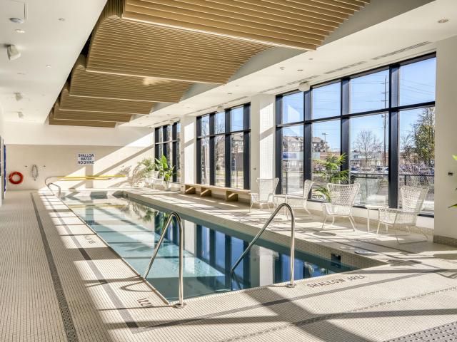 Luxo 1 Bedroom J Apartment for Rent