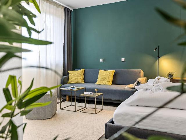 LUXOMES Spacious Studio for 4 Kitchen Parking, Ingolstadt Amsterdam Apartments for Rent