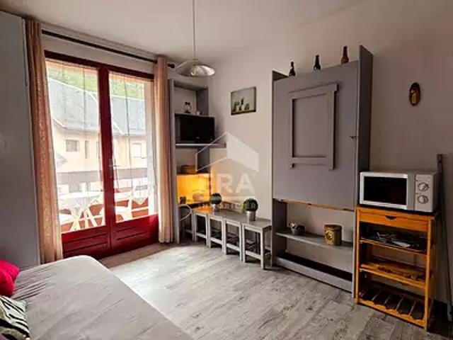 Luz Saint Sauveur 65120 Achat / Vente appartement 1 pièce t1 au dernier étage terrasse