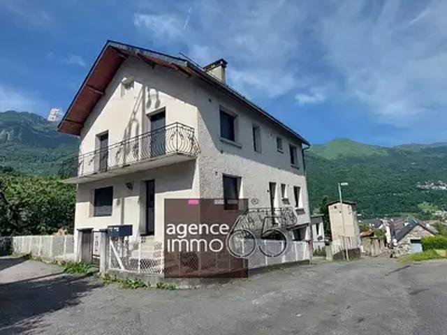 Luz Saint Sauveur 65120 Achat / Vente maison 12 pièces t12