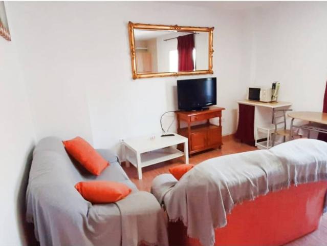 LUZ Y AGUA INCLUIDA, Apartamento en alquiler en Campanillas, Málaga Capital