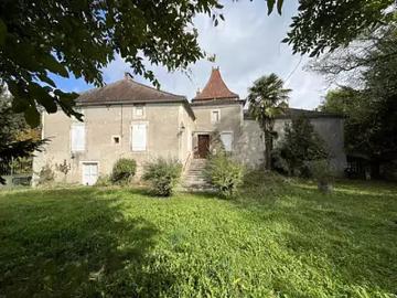 Luzech 46140 Achat / Vente maison 22 pièces t22 parking