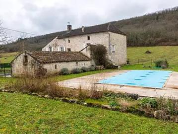 Luzech 46140 Achat / Vente maison 5 pièces t5 parking