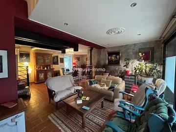 Luzech 46140 Achat / Vente maison 9 pièces t9 terrasse parking
