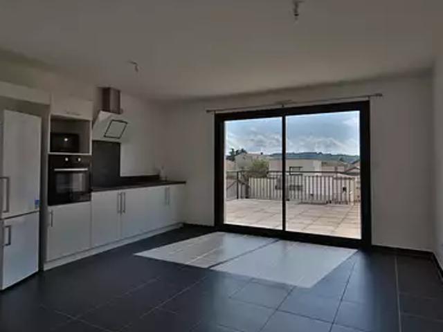 Luzinay 38200 Location appartement 3 pièces t3 terrasse