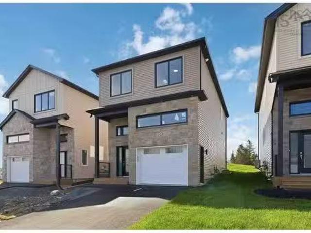 Lw02 208 Lewis Drive, West Bedford, NS, B4B 0L3 house for sa.