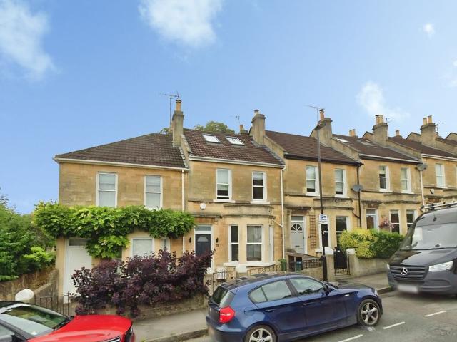 Lyme Gardens, Bath BA1, 4 bed terraced house to rent, £2,950 pcm | PrimeLocation