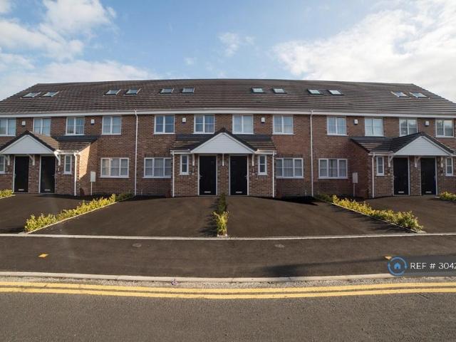 Lyme Valley Mews, Newcastle, ST5 3 bed terraced house to rent £1,582 pcm £365 pw