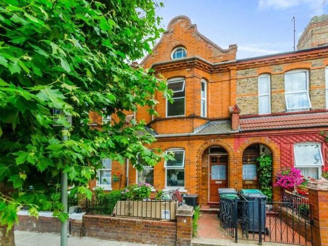 Lymington Avenue, London N22, 4 bed terraced house to rent, £2,600 pcm | PrimeLocation