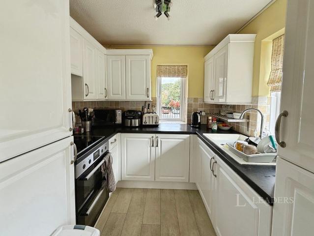 Lymington Road, Highcliffe, Christchurch BH23, 2 bed flat to rent, £1,150 pcm | PrimeLocation
