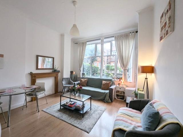 Lymington Road, London NW6, 2 bed flat to rent, £2,650 pcm | PrimeLocation