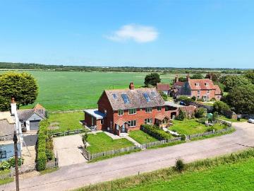 Lymore Lane, Keyhaven 4 bed cottage to rent £3,500 pcm £808 pw