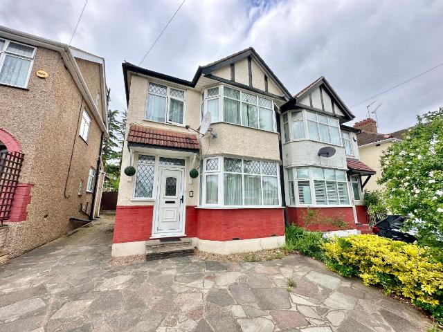 Lynton Avenue, Colindale NW9, 3 bed semi detached house to rent, £2,800 pcm | PrimeLocation