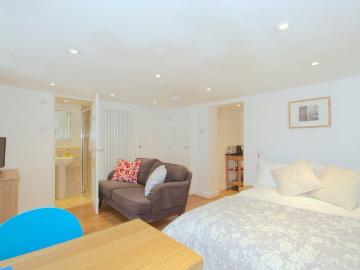 Lynton Estate,, SE1